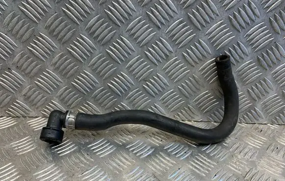 Volvo XC90 Engine coolant pipe/hose 30745337