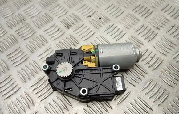 Sunroof motor/actuator