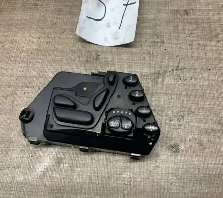 Mercedes-Benz S W220 Seat control switch 2208213858