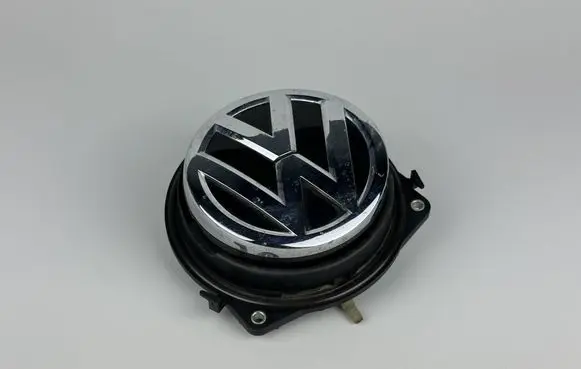 Volkswagen Golf VII Tailgate/trunk/boot exterior handle 5G6827469F 1249080118 5G6827469C