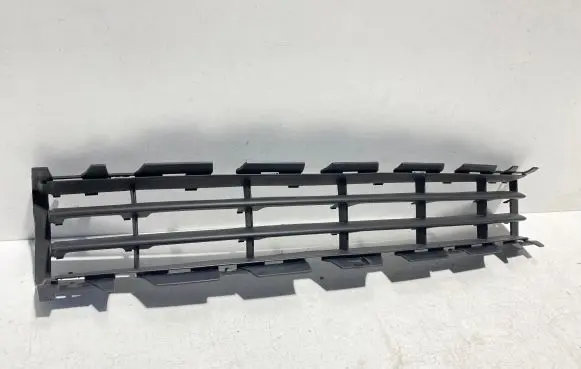 Renault Megane II Front grill 8200114155