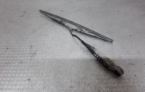 Chrysler Voyager Rear wiper blade 
