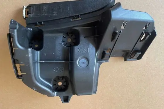 Audi e-tron Rear bumper mounting bracket 4KE807365