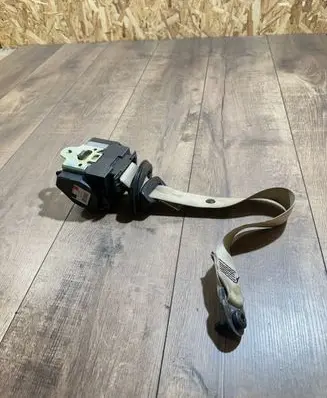 BMW 7 E65 E66 Front seatbelt 561078501