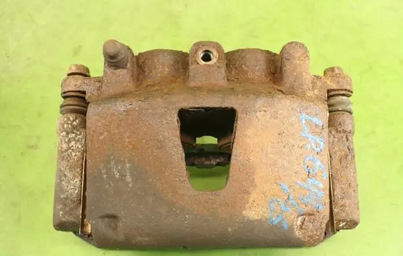 Jeep Commander Front brake caliper