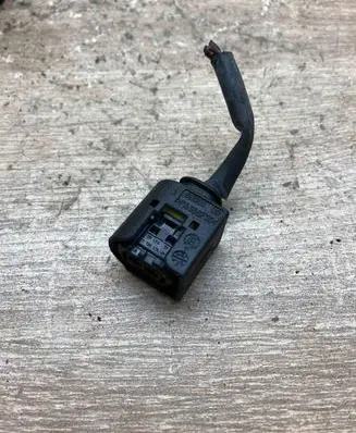 BMW 3 GT F34 Plug wire 7789576 6800100