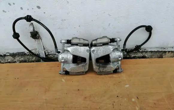 Renault Megane IV Front brake caliper