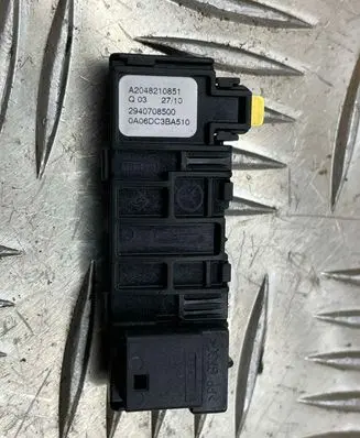 Mercedes-Benz E W212 Rain sensor A2048210851