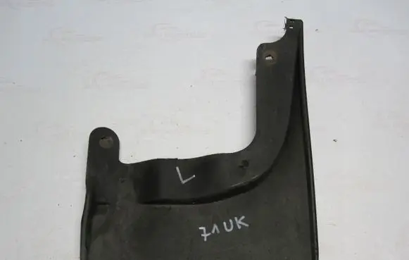 Skoda Fabia Mk2 (5J) Front mudguard 5J08211739B9