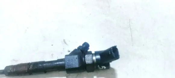 Nissan Primera Fuel injector 8200100272 0445110110