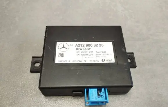 Mercedes-Benz CLS C218 X218 Gateway control module A2129008228
