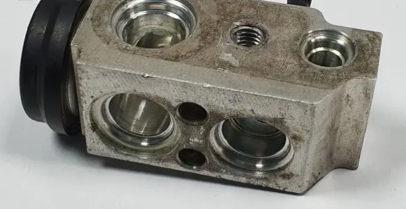 Hyundai i10 Air conditioning (A/C) expansion valve F108QQDAA