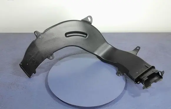 Intake resonator