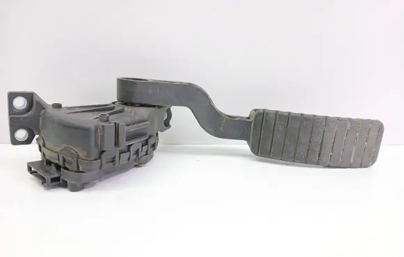 Renault Laguna II Accelerator throttle pedal 6PV00811901 8200003392