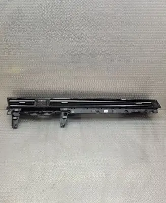 Volkswagen Passat Alltrack Dash center air vent grill 3G1858416M