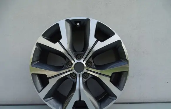 R18 alloy rim