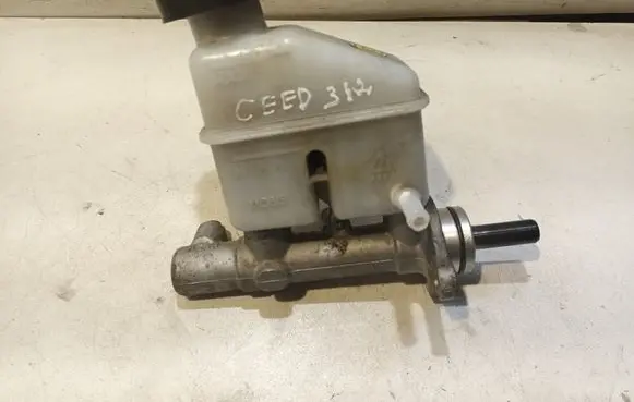 KIA Ceed Master brake cylinder