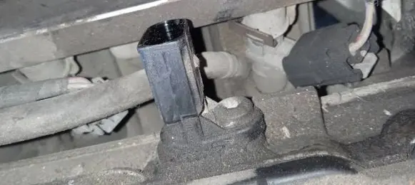 Volkswagen Jetta V Camshaft position sensor 07K907601A