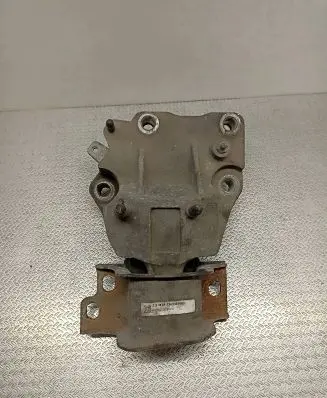 Fiat Ducato Engine mounting bracket 1369381080