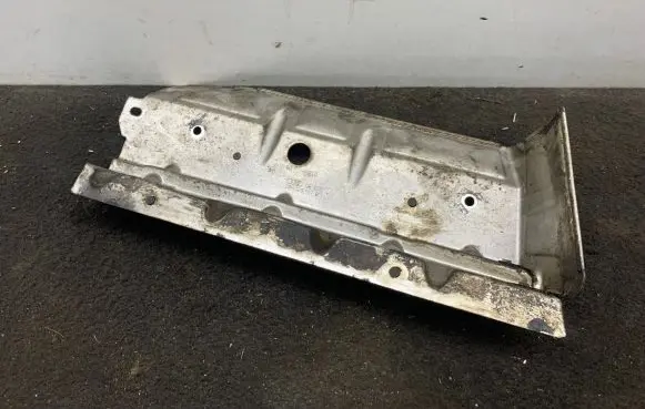 Volkswagen PASSAT CC Heat shield in engine bay 06H129597K