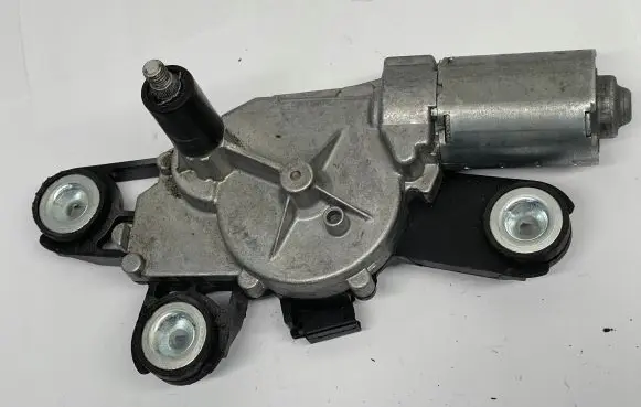 Ford Mondeo Mk III Rear window wiper motor 0390201583