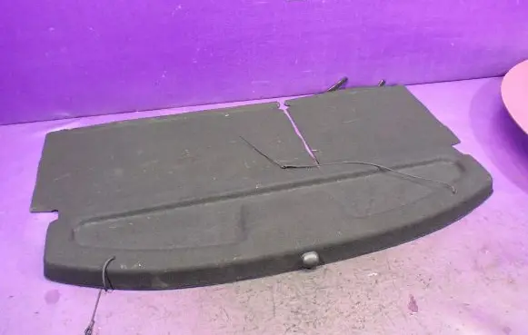 Toyota Yaris Parcel shelf