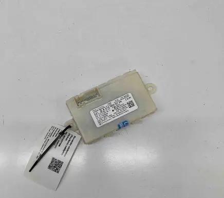 Mercedes-Benz AMG GT R190 C190 Keyless (KESSY) go control unit/module A2129009729