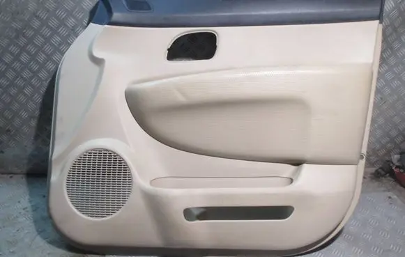 KIA Carens II Sliding door card 