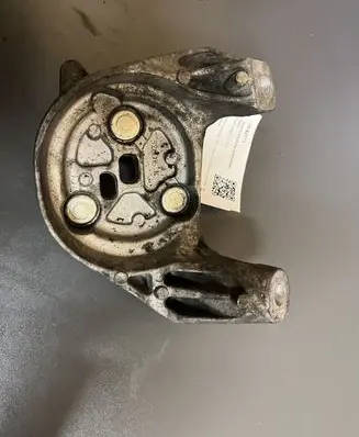 Volvo V40 Engine mounting bracket 30778783 326D15K