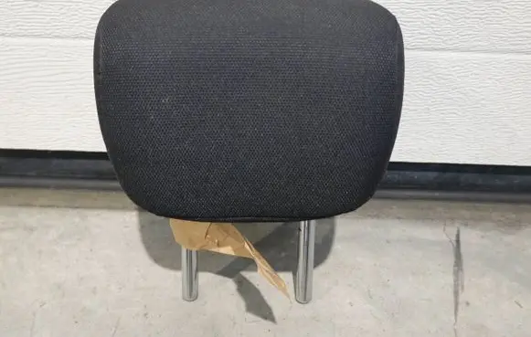 Hyundai i10 Rear seat headrest 