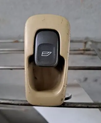 Volvo S80 Electric window control switch 9479903