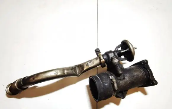 Mercedes-Benz E W210 EGR valve a0021402660 6010980817