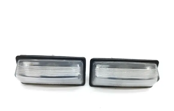 Nissan Murano Z52 Number plate light