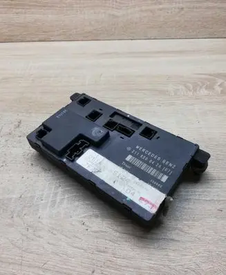Mercedes-Benz E W211 Door control unit/module 2118200426