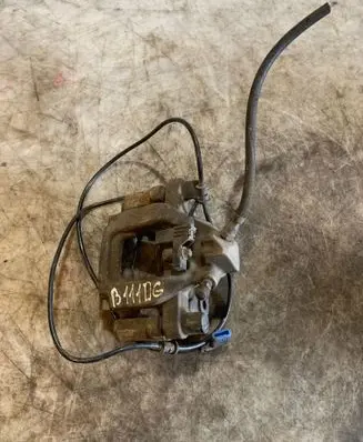 Mercedes-Benz C W204 Rear brake caliper H208 9304042 30022