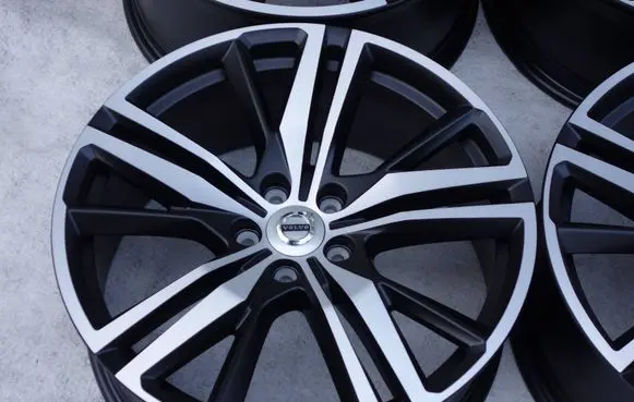 Volvo V60 R19 alloy rim 32143050 AD7C9