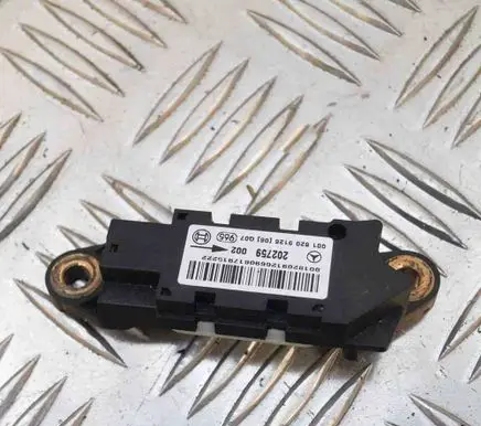 Mercedes-Benz C W203 Airbag deployment crash/impact sensor 0018209126