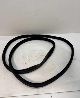 Land Rover Evoque I Front door rubber seal BJ3220708A