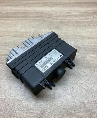 Audi 80 90 S2 B4 Engine control unit/module ECU 8A0907311E 0261203196