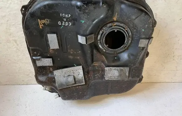 KIA Ceed Fuel tank