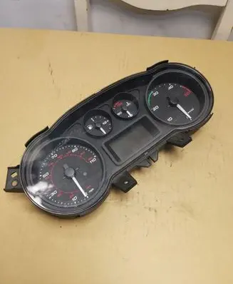 Iveco Daily 6th gen Speedometer (instrument cluster) 5801821648 5801815718