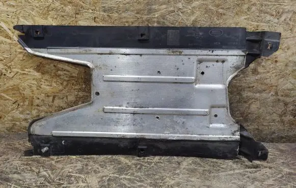 Land Rover Range Rover Velar Center/middle under tray cover J8A211778AE