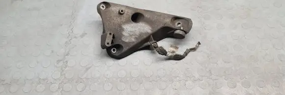 BMW X5 E70 Engine mounting bracket 6790021