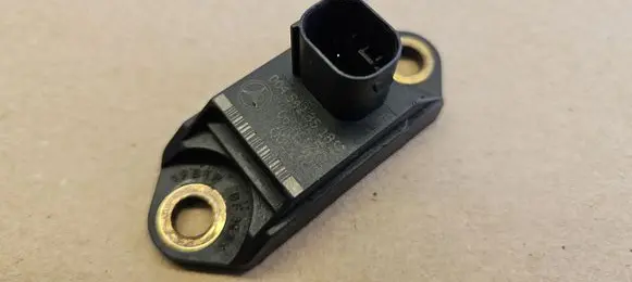 Mercedes-Benz SL R230 Acceleration sensor 0045423518 A0045423518