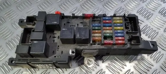 Volvo S60 Fuse box set 518322110 9452993