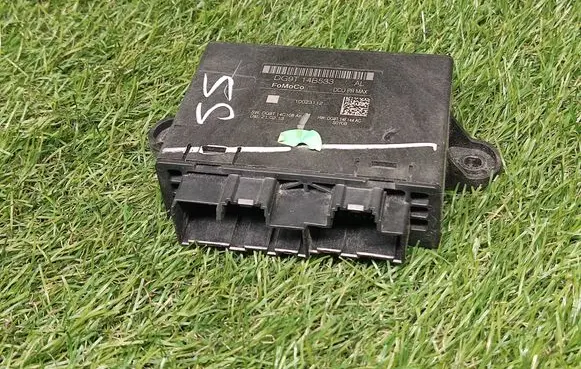 Ford Fusion II Door control unit/module DG9T14B533AL