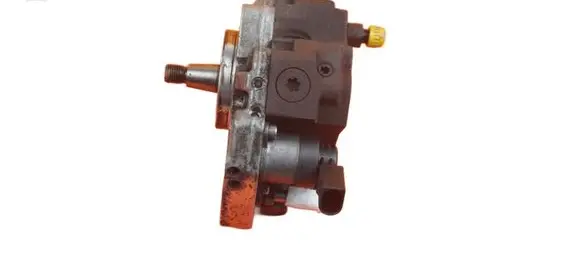 BMW 3 E90 E91 Fuel injection high pressure pump 7798333 M57D30