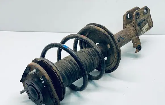 Toyota Avensis T250 Front shock absorber with coil spring 4852009870 4813105680 4860905040