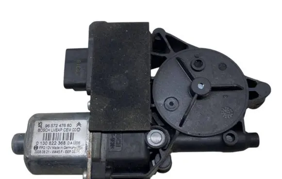 Peugeot 308 SW Front door window regulator motor 9657247680 0130822368