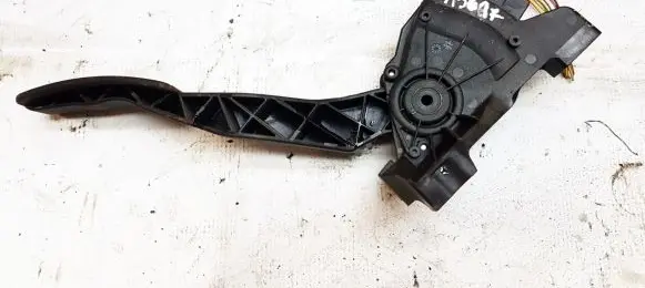 Mitsubishi Colt Accelerator throttle pedal 6PV00886600 4543000304